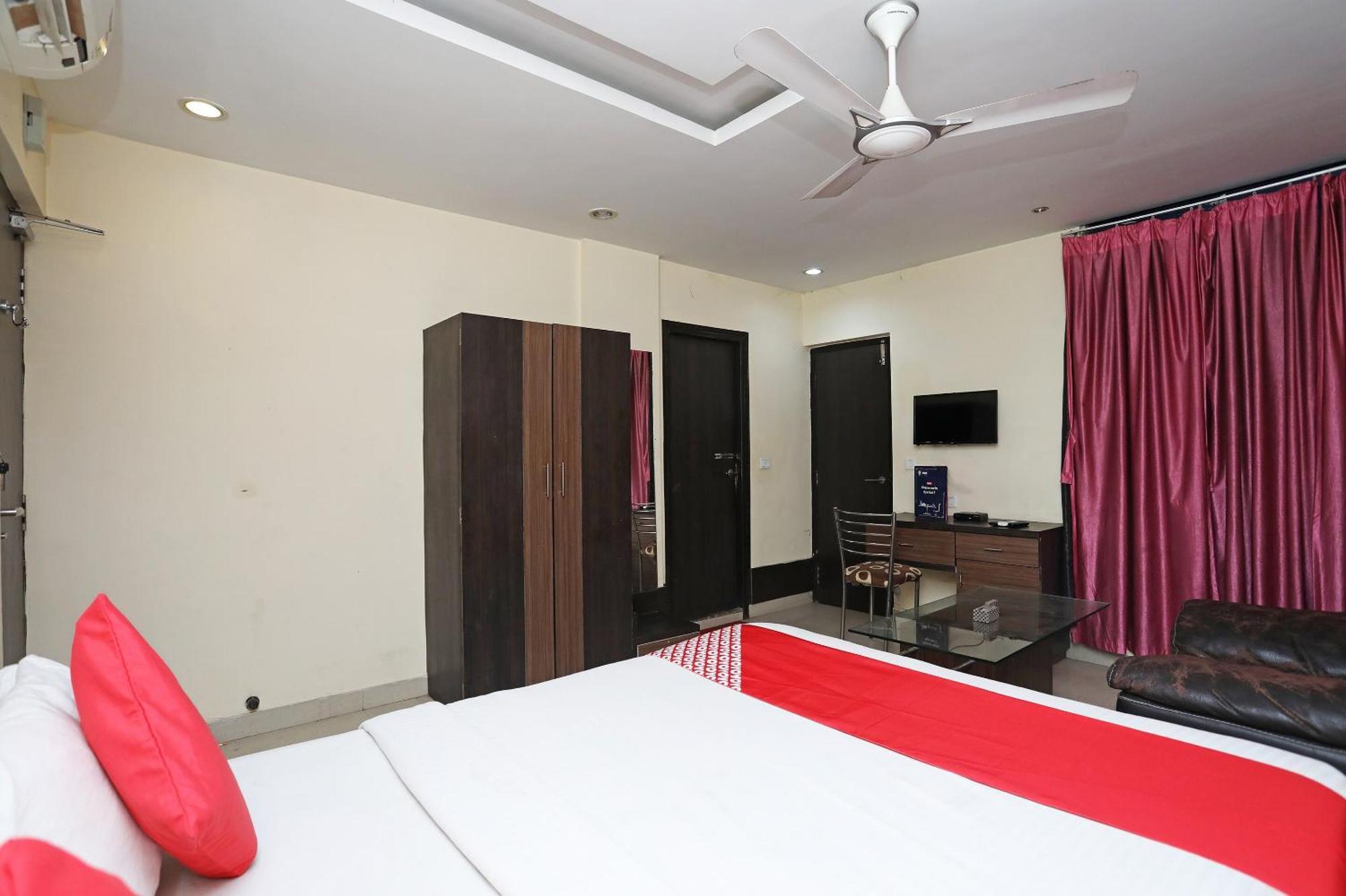 Collection O River Bay Resort Даймонд-Харбор Экстерьер фото